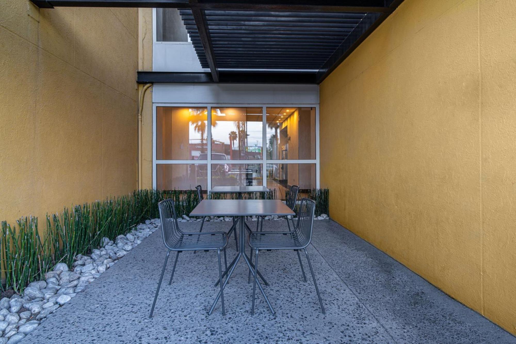 City Express By Marriott Queretaro Jurica Exterior foto