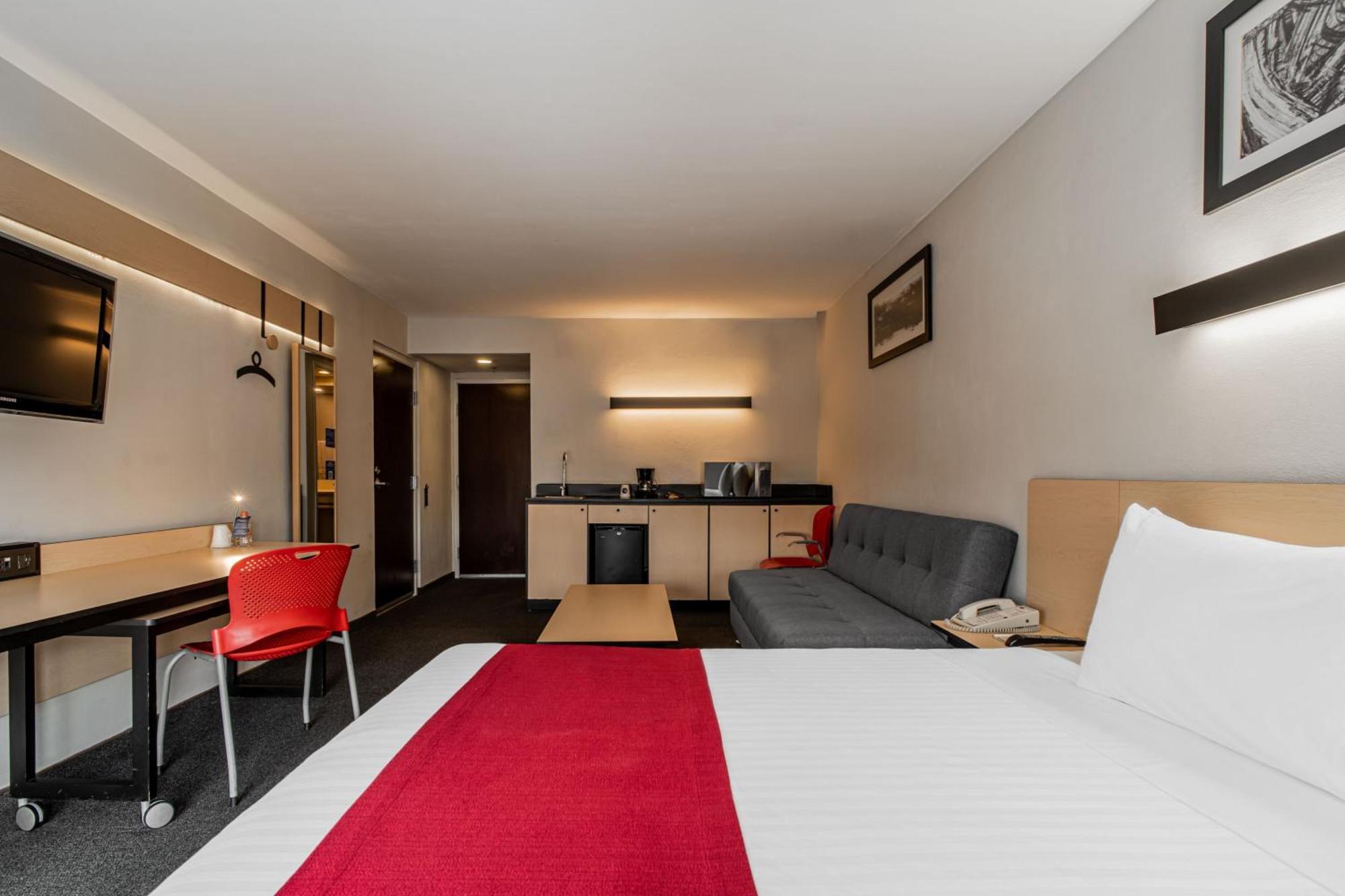 City Express By Marriott Queretaro Jurica Exterior foto