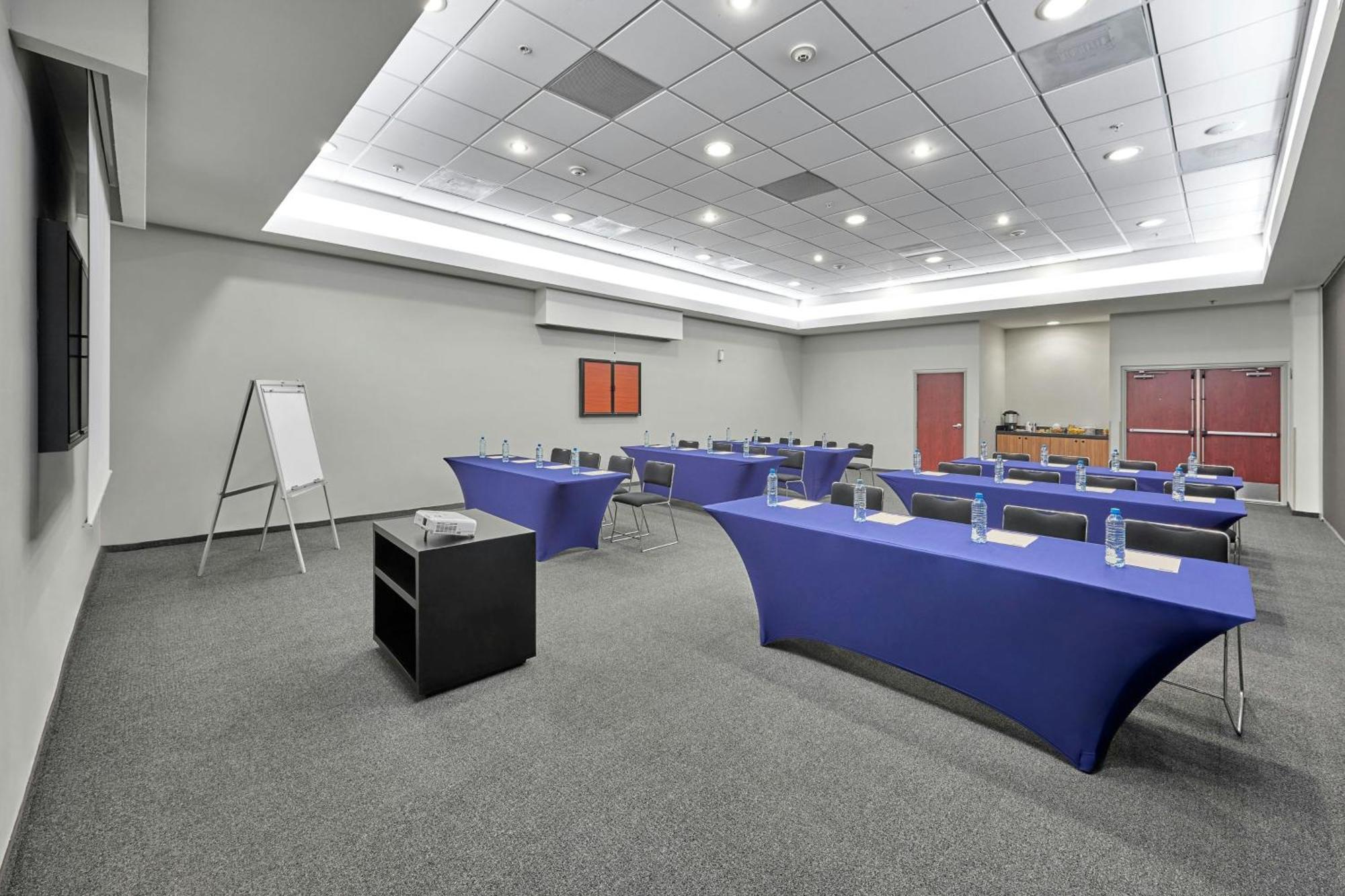 City Express By Marriott Queretaro Jurica Exterior foto